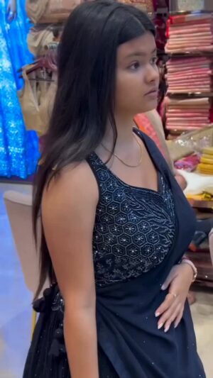 shivani sharma Instagram - Promotion available 🤑