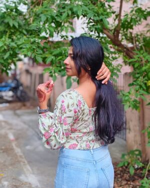 swetha kumar Instagram - No caption Needed💚🦋 @swethakumar_off 

#instagram #post #trending #swethakumar_off