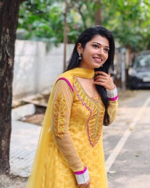 swetha kumar Instagram - Happy International Womens day🖤🦋✨ here we have some compilation my pics😍⚡Women will continue to shine, inspire, and break barriers #womensday #wishes #dofollow @swethakumar_off 

#trending #picoftheday #compilation #instagram #threads #swethakumar_off
