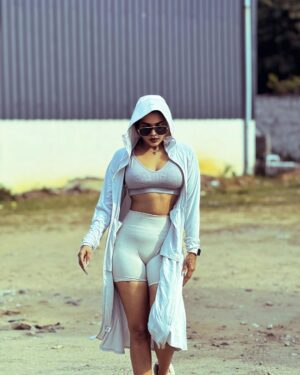 veena jessi Instagram - Be your own  Daddy , make your own Sugar 💪🏻

#postoftheday #gymmotivation #gymfits #fitnessmodel #gymlover #stayfit #indianmodel #tamilponnu #chennai #explorepage #trending