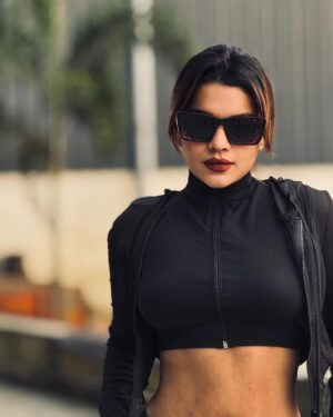veena jessi Instagram - In my gym girl Era 🏋️‍♀️ 💪🏻

#workoutmotivation #gymfits #workhard #fitnessgoals #fitnessmodel #gymworkout #trending #explorepage